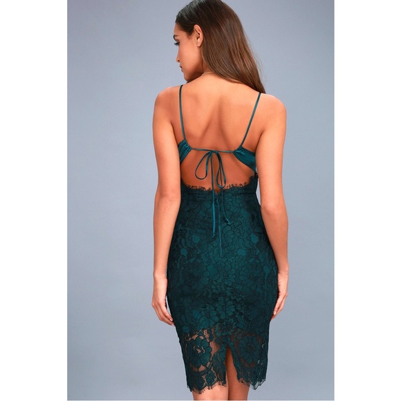 Lulu’s Lace MIDI Dress - Picture 3 of 5